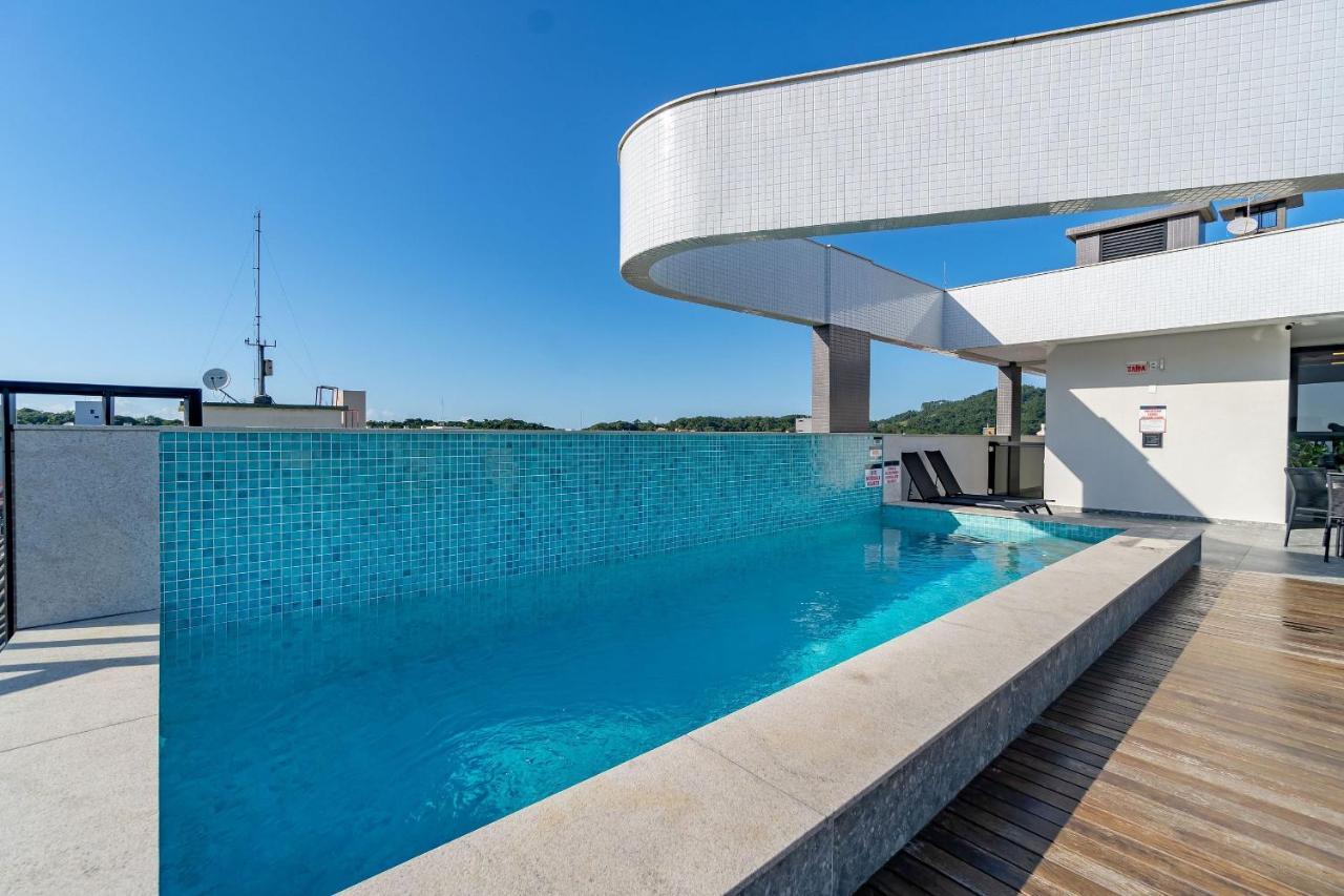 Aion Suites 204 - Compacto E Luxuoso Loft - Rooftop Com Piscina E Academia - A Poucos Passos Da Praia Bombinhas Zewnętrze zdjęcie